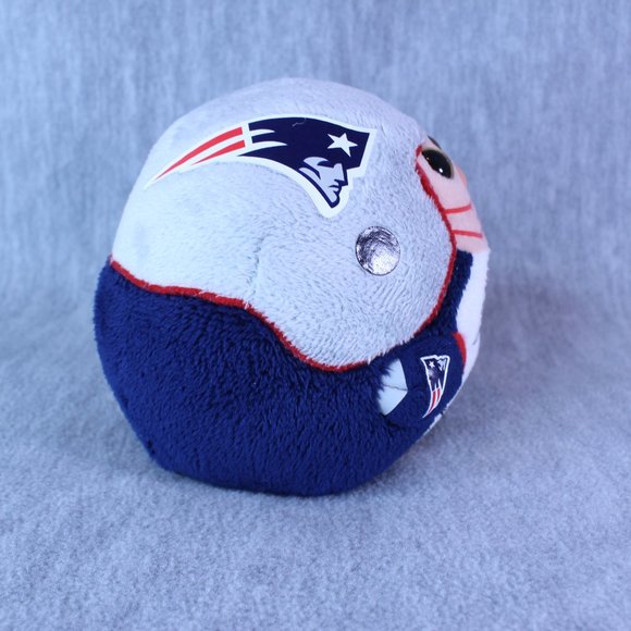 TY NEW ENGLAND PATRIOTS PLUSH BALL 5" STUFFED NFL FOOTBALL TEAM TOY - Picture 3 of 4